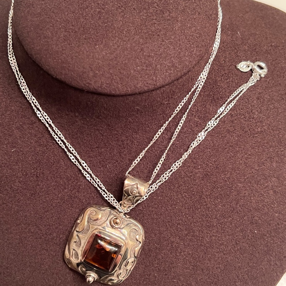 Italian Sterling Silver Ornate Pendant Necklace - Picture 4 of 4